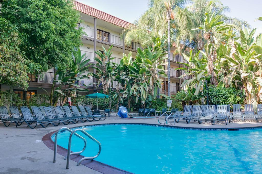Buena Park Grand Hotel & Suites Eksteriør billede